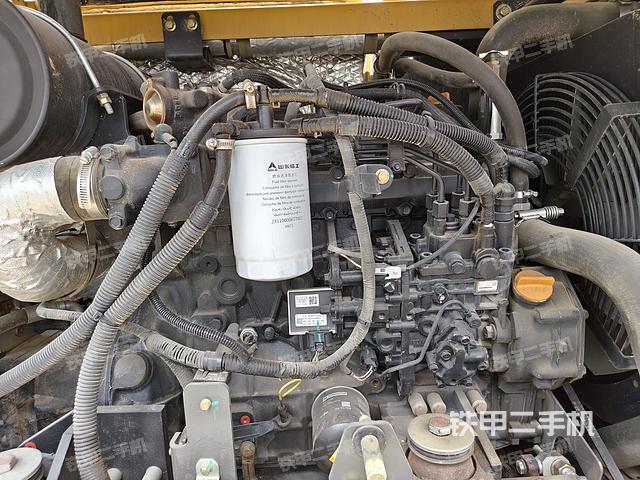 發(fā)動(dòng)機(jī)整體俯視（整機(jī)外觀）