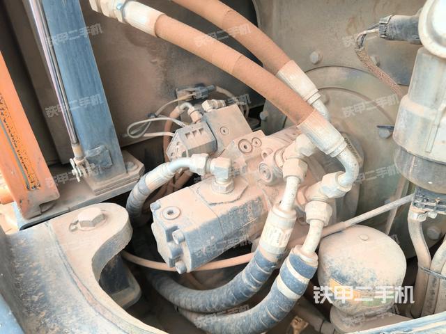 液壓泵室(大件艙室) 液壓泵室(大件艙室)