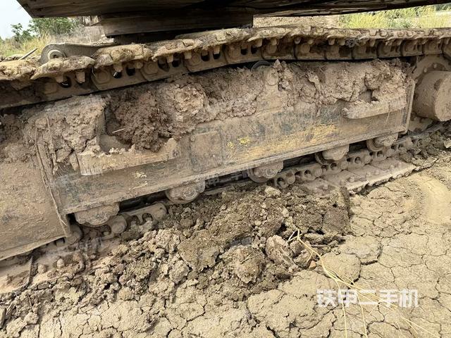 右驅(qū)動(dòng)輪（行走機(jī)構(gòu)）