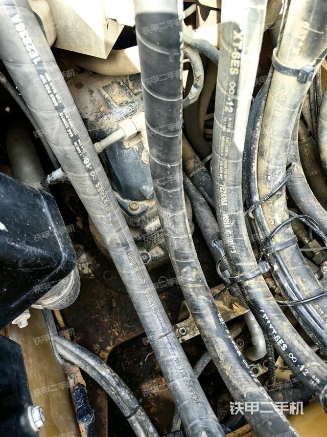 回轉(zhuǎn)馬達(dá)（上車部件）