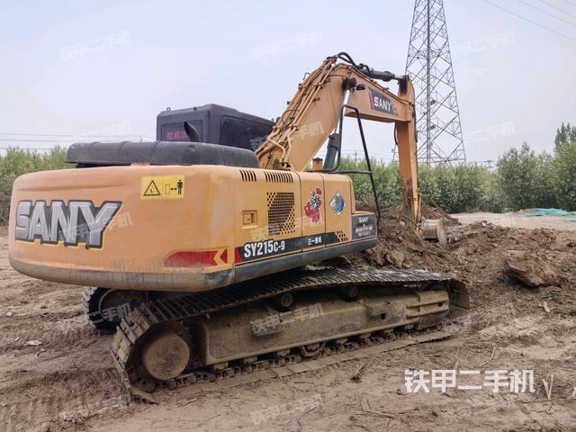 整機(jī)右后45°(整機(jī)外觀) 整機(jī)右后45°(整機(jī)外觀)