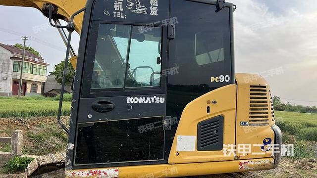 ?駕駛室正側（駕駛室部分）