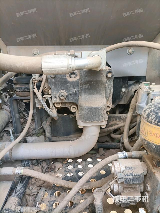 液壓泵室（大件艙室）