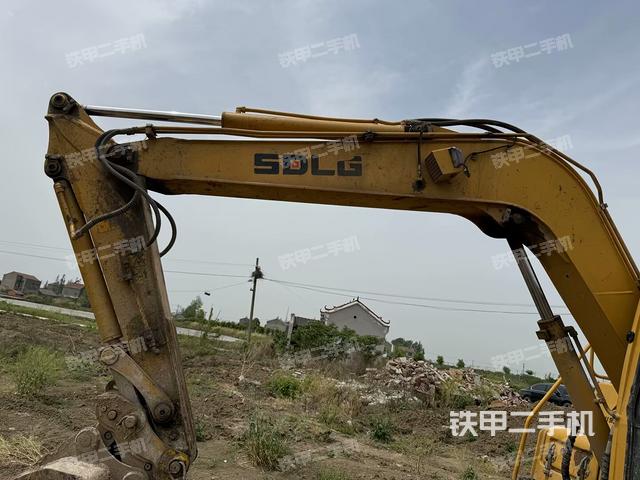 小臂整體右前（工作和回轉(zhuǎn)裝置）