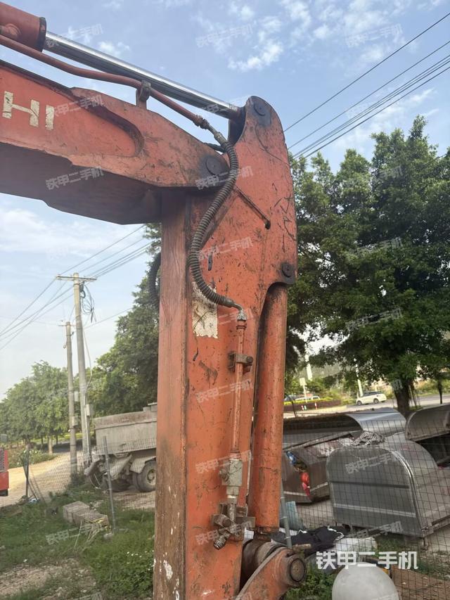 小臂整體右前(工作和回轉(zhuǎn)裝置) 小臂整體右前(工作和回轉(zhuǎn)裝置)