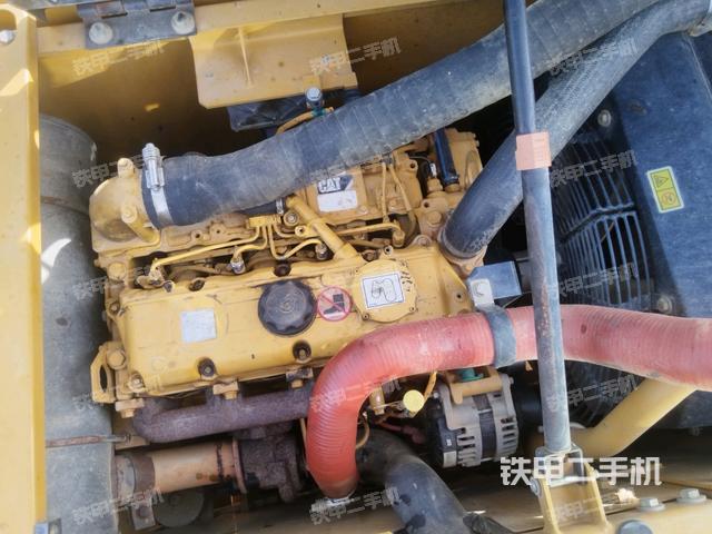 發(fā)動(dòng)機(jī)室(上車部件) 發(fā)動(dòng)機(jī)室(上車部件)