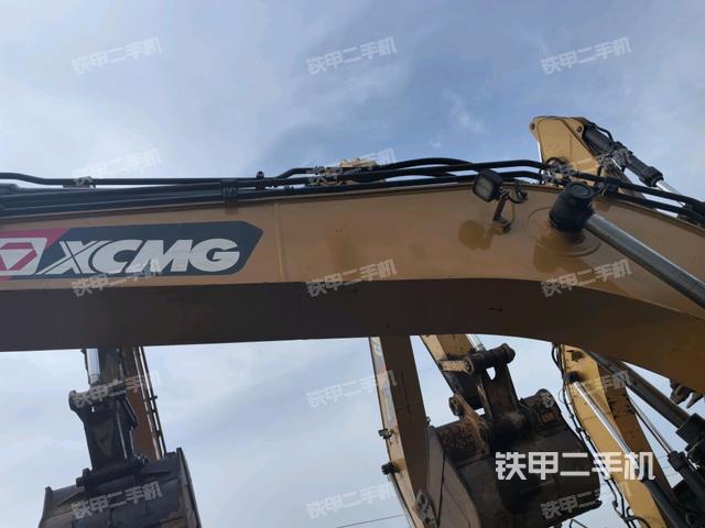 大臂油缸整體?豎拍（工作和回轉(zhuǎn)裝置）