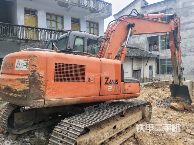 右后45(整機(jī)外觀) 右后45(整機(jī)外觀)