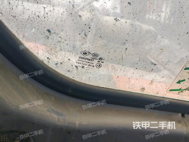 右側(cè)玻璃角標(biāo)(駕駛室部分) 右側(cè)玻璃角標(biāo)(駕駛室部分)