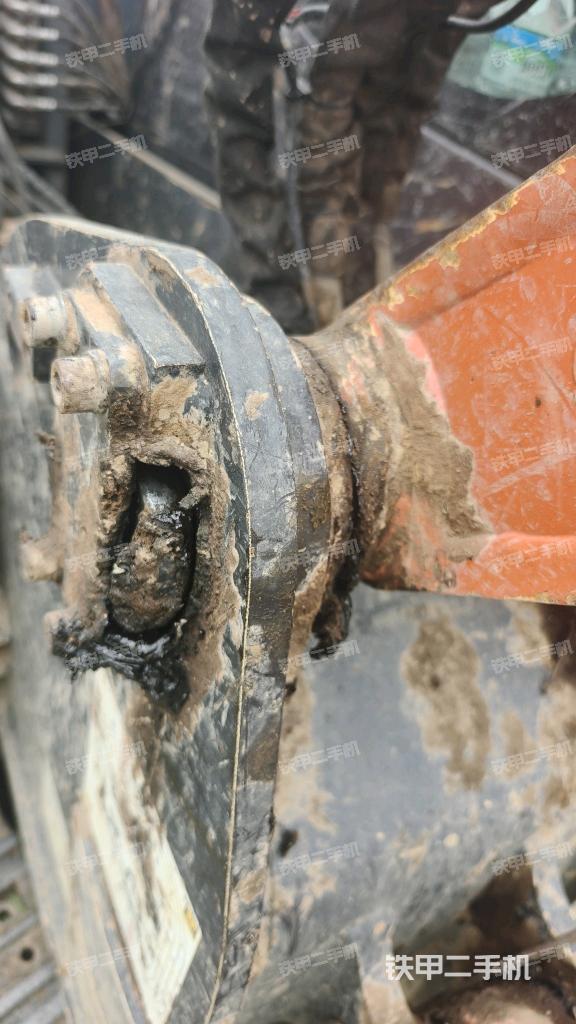 大臂根部?斜(工作和回轉(zhuǎn)裝置) 大臂根部?斜(工作和回轉(zhuǎn)裝置)