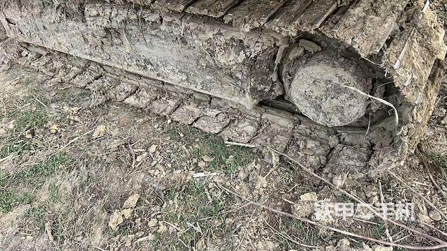 右側履帶整體?（行走機構）