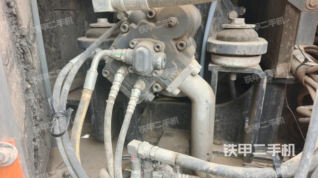 液壓泵室(大件艙室) 液壓泵室(大件艙室)