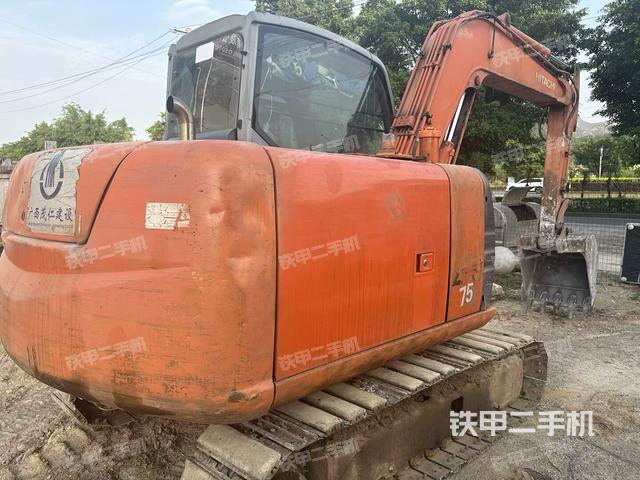 右后45(整機(jī)外觀) 右后45(整機(jī)外觀)