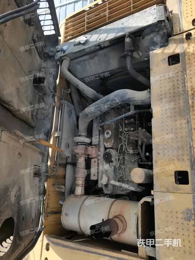 發(fā)動機(jī)室（上車部件）