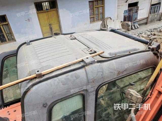 駕駛室頂部俯視(上車部件) 駕駛室頂部俯視(上車部件)