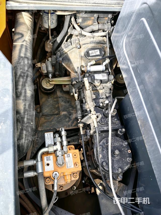 液壓泵室(大件艙室) 液壓泵室(大件艙室)