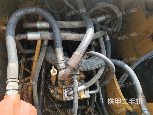 回轉(zhuǎn)馬達(dá)（上車部件）