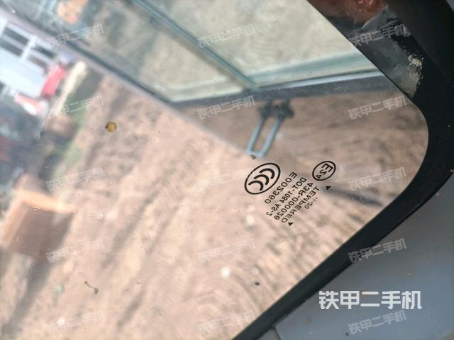 后窗玻璃角標(biāo)（駕駛室部分）