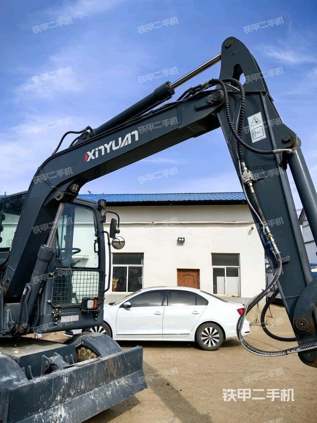 大臂整體?右側(cè)(工作和回轉(zhuǎn)裝置) 大臂整體?右側(cè)(工作和回轉(zhuǎn)裝置)