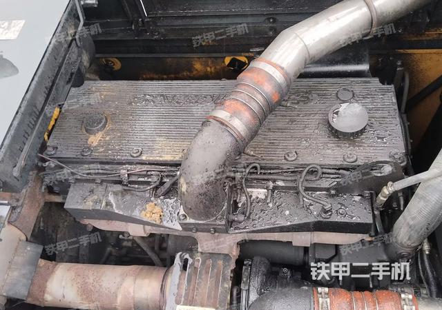 发动机整体俯视（整机外观）