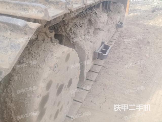 右側履帶整體（行走機構）