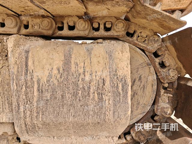 左側(cè)履帶整體?（行走機(jī)構(gòu)）