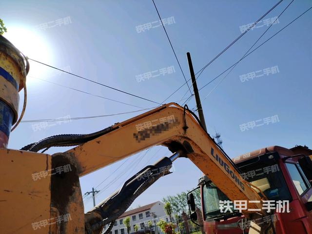 大臂根部?斜（工作和回轉裝置）