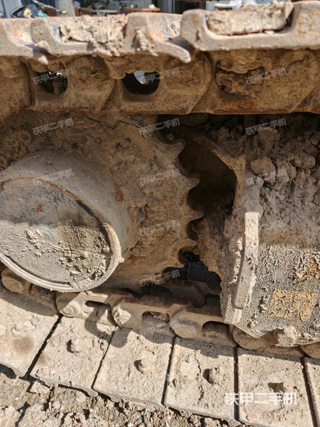 單側(cè)履帶整體（整機(jī)外觀）