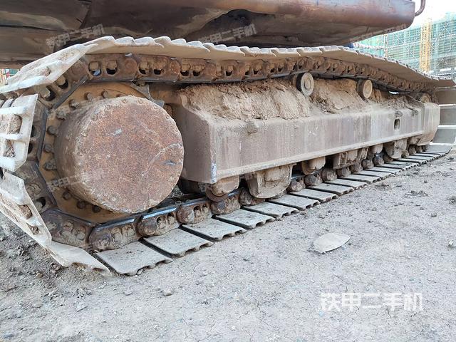 单侧履带整体（整机外观）