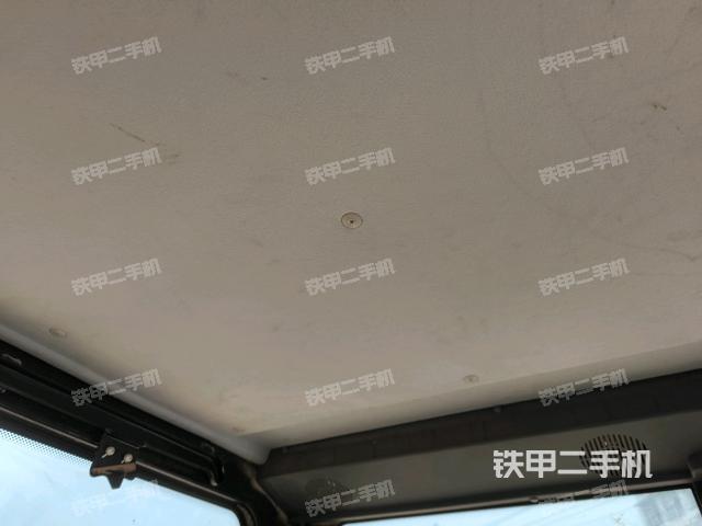 座椅后部(駕駛室部分) 座椅后部(駕駛室部分)