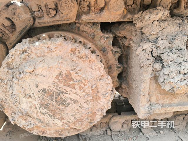 左驅(qū)動(dòng)輪（行走機(jī)構(gòu)）