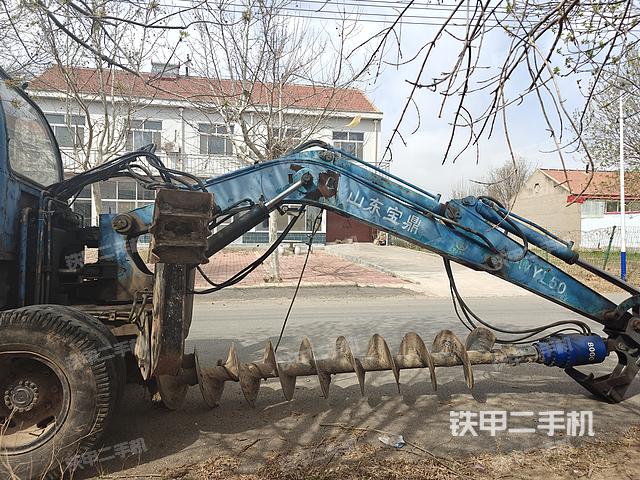整機(jī)右側(cè)(設(shè)備外觀及核心部件) 整機(jī)右側(cè)(設(shè)備外觀及核心部件)