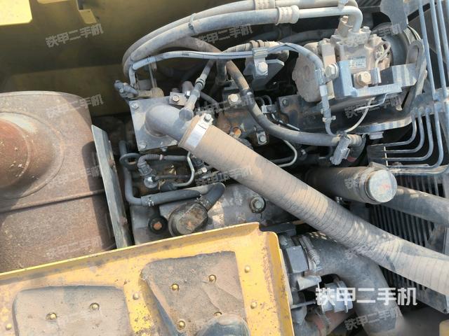 氣門室蓋螺絲特寫(上車部件) 氣門室蓋螺絲特寫(上車部件)