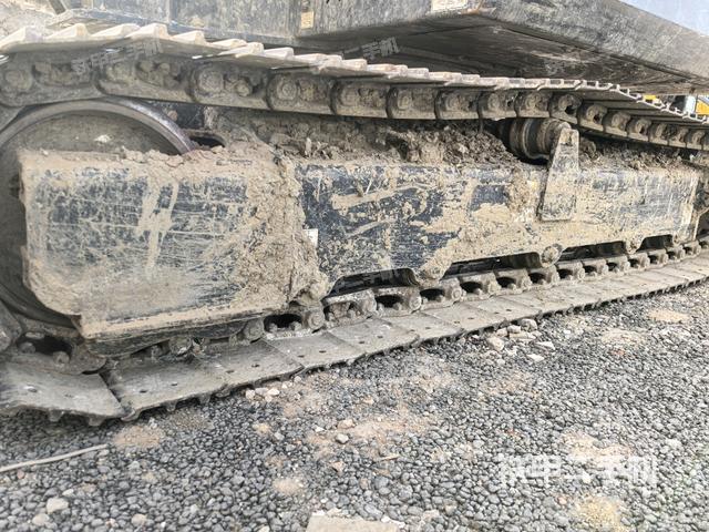 左側(cè)履帶整體?（行走機(jī)構(gòu)）