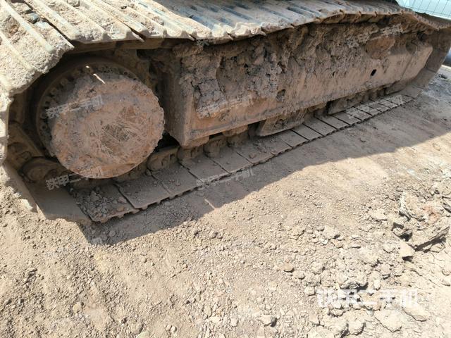 左側(cè)履帶整體?（行走機(jī)構(gòu)）