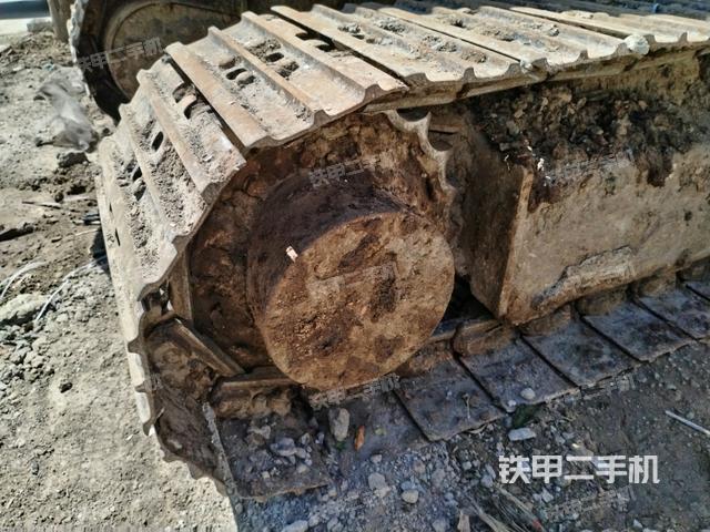 左驅(qū)動(dòng)輪（行走機(jī)構(gòu)）