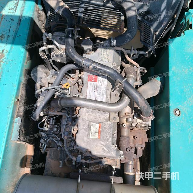 發(fā)動機(jī)整體俯視(整機(jī)外觀) 發(fā)動機(jī)整體俯視(整機(jī)外觀)