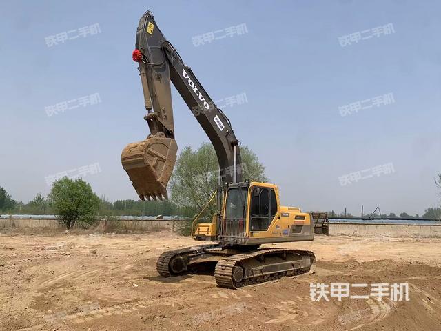 沃爾沃EC240CL清道夫挖掘機