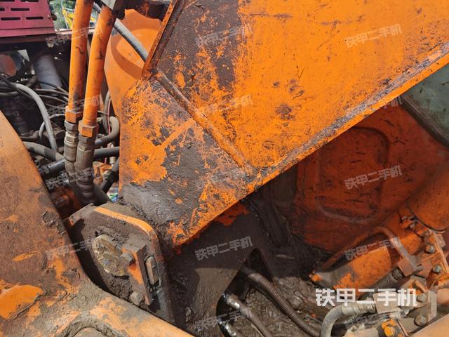 大臂根部 斜视（工作和回转装置）