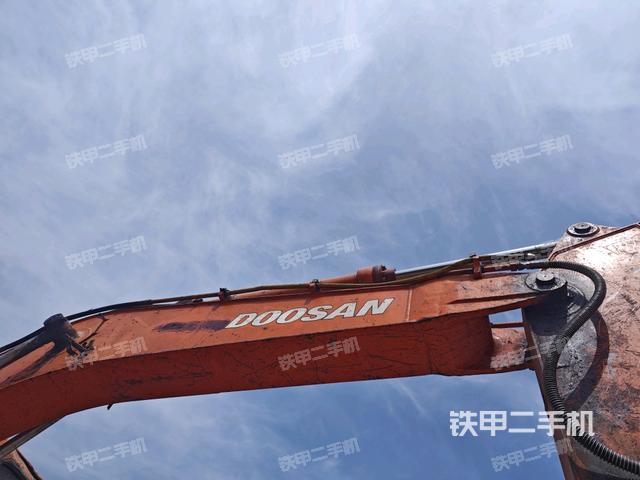 大臂整体 右侧（工作和回转装置）