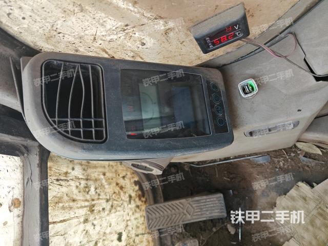 显示屏 （驾驶室部分）