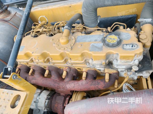 發(fā)動機(jī)整體俯視（整機(jī)外觀）