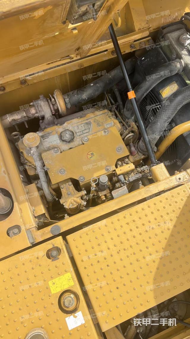 发动机整体俯视（整机外观）