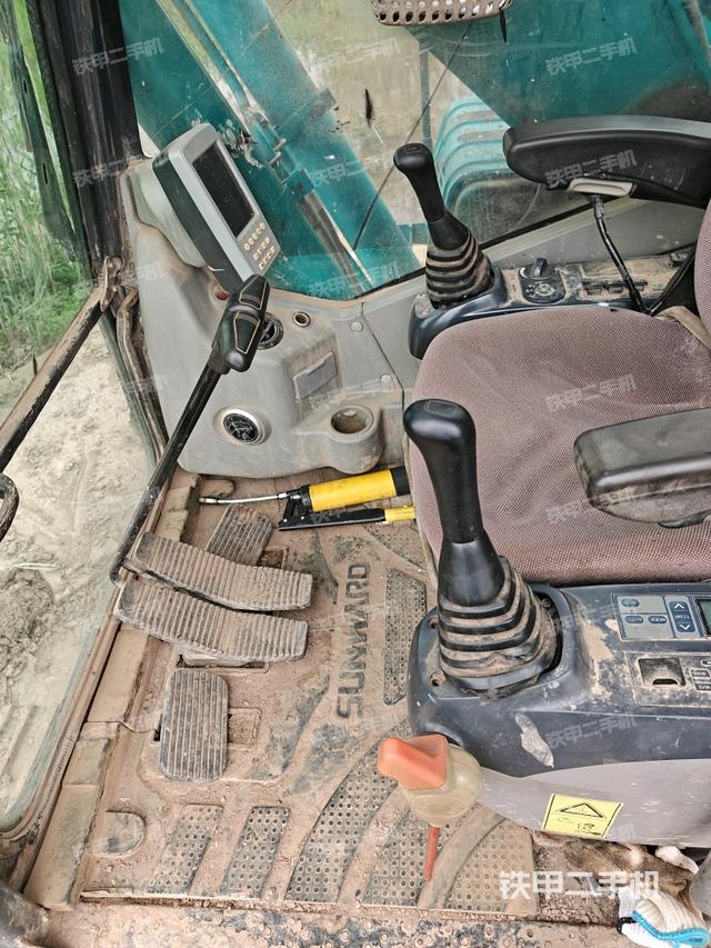 顯示屏?（駕駛室部分）