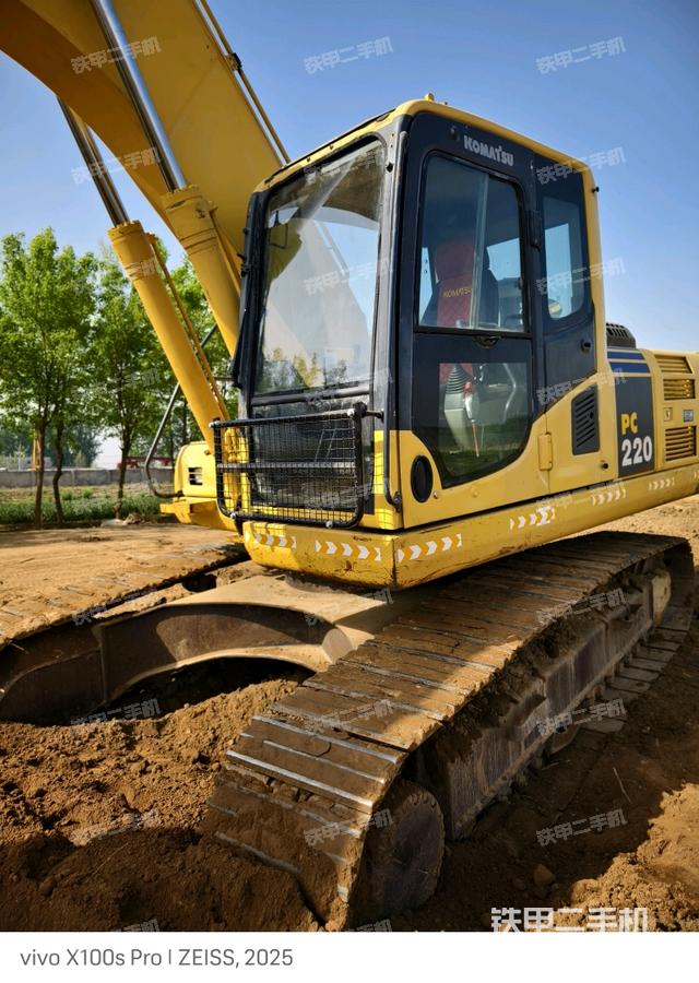 驾驶室整体（整机外观）