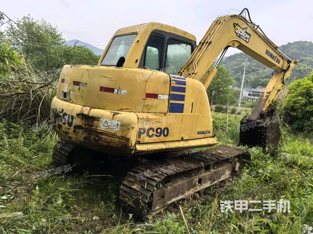 整機右后45°(整機外觀) 整機右后45°(整機外觀)