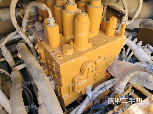分配閥(上車(chē)部件) 分配閥(上車(chē)部件)