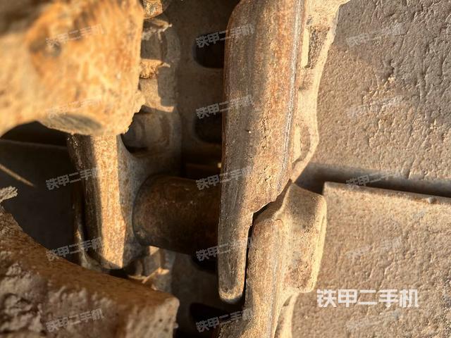 右側行走馬達蓋板（行走機構）