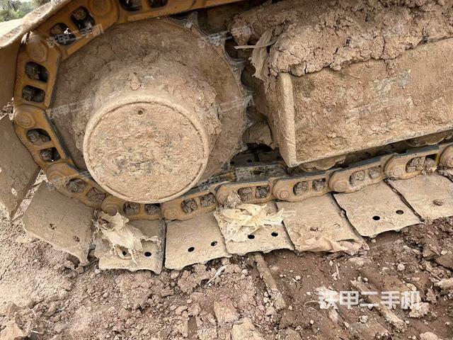 右驅(qū)動輪(行走機構(gòu)) 右驅(qū)動輪(行走機構(gòu))