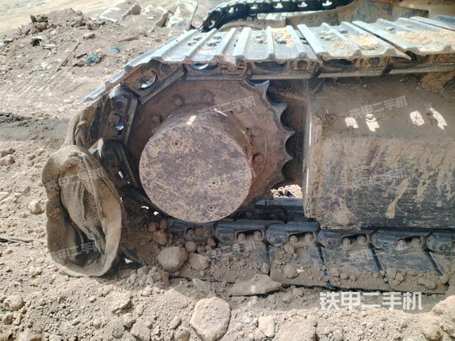 左驅(qū)動(dòng)輪（行走機(jī)構(gòu)）